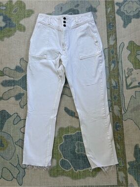 Abercrombie A&F Mom Jeans 27 White High Rise Patch Pocket Raw Hem